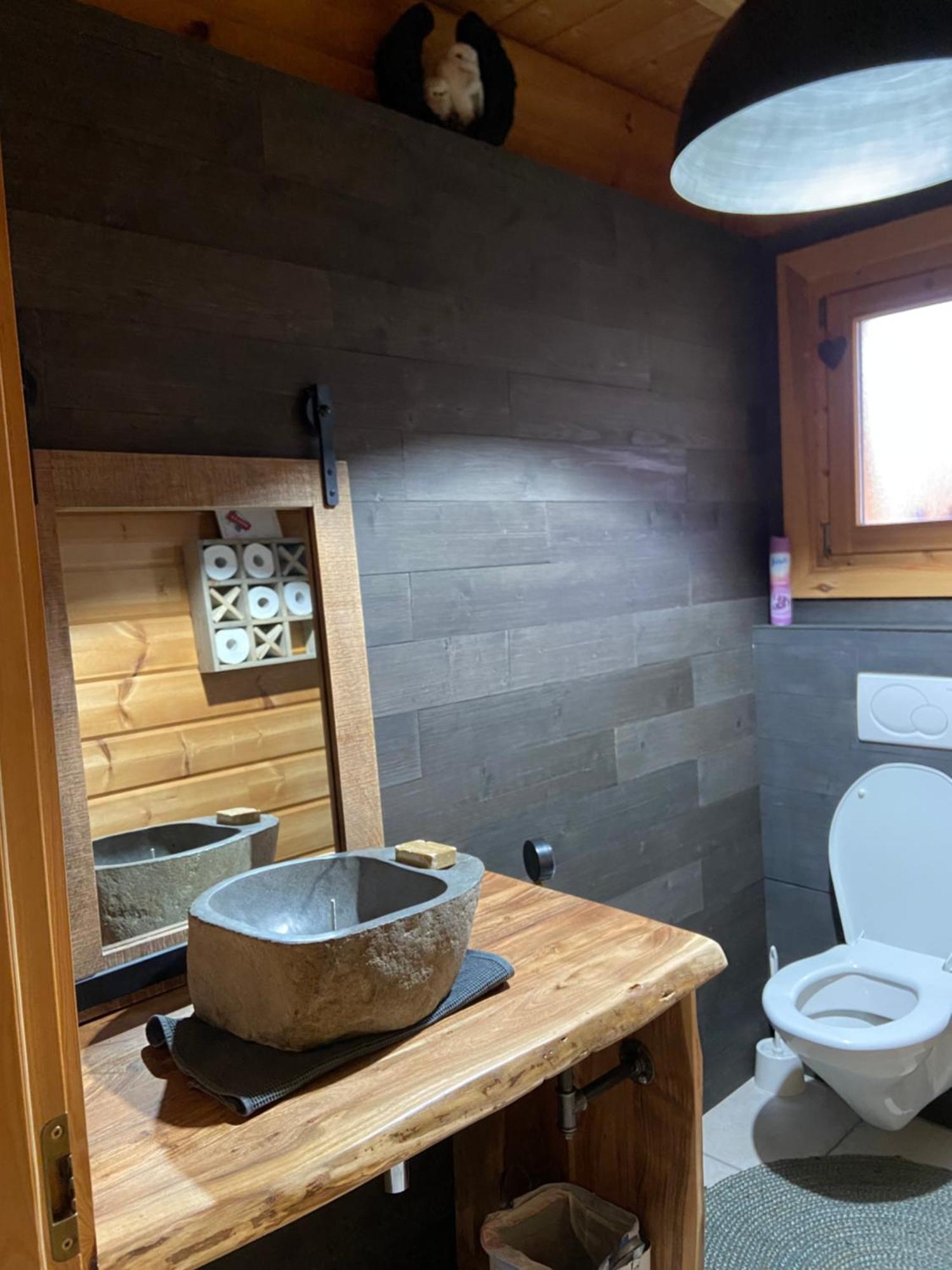 Les Savagnieres - Chambre Chez L Habitant Saint-Imier ภายนอก รูปภาพ